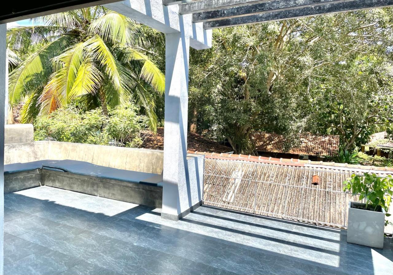 Isana Beach House Tangalle Exterior foto